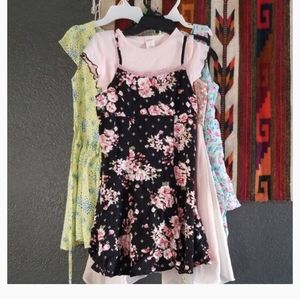 Lot of 8 Girls Dresses